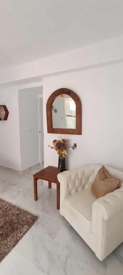 Pmt16 - Large City Apartment On The Beach Торевиеха Екстериор снимка