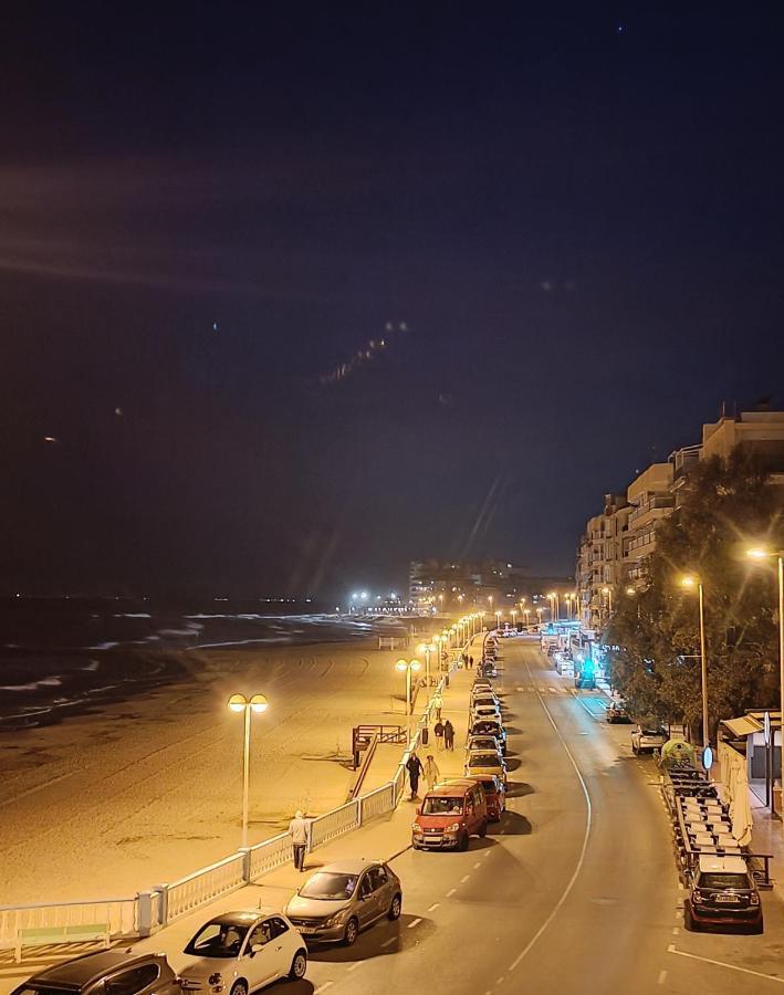 Pmt16 - Large City Apartment On The Beach Торевиеха Екстериор снимка