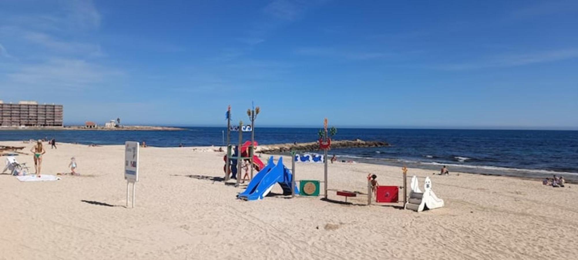 Pmt16 - Large City Apartment On The Beach Торевиеха Екстериор снимка