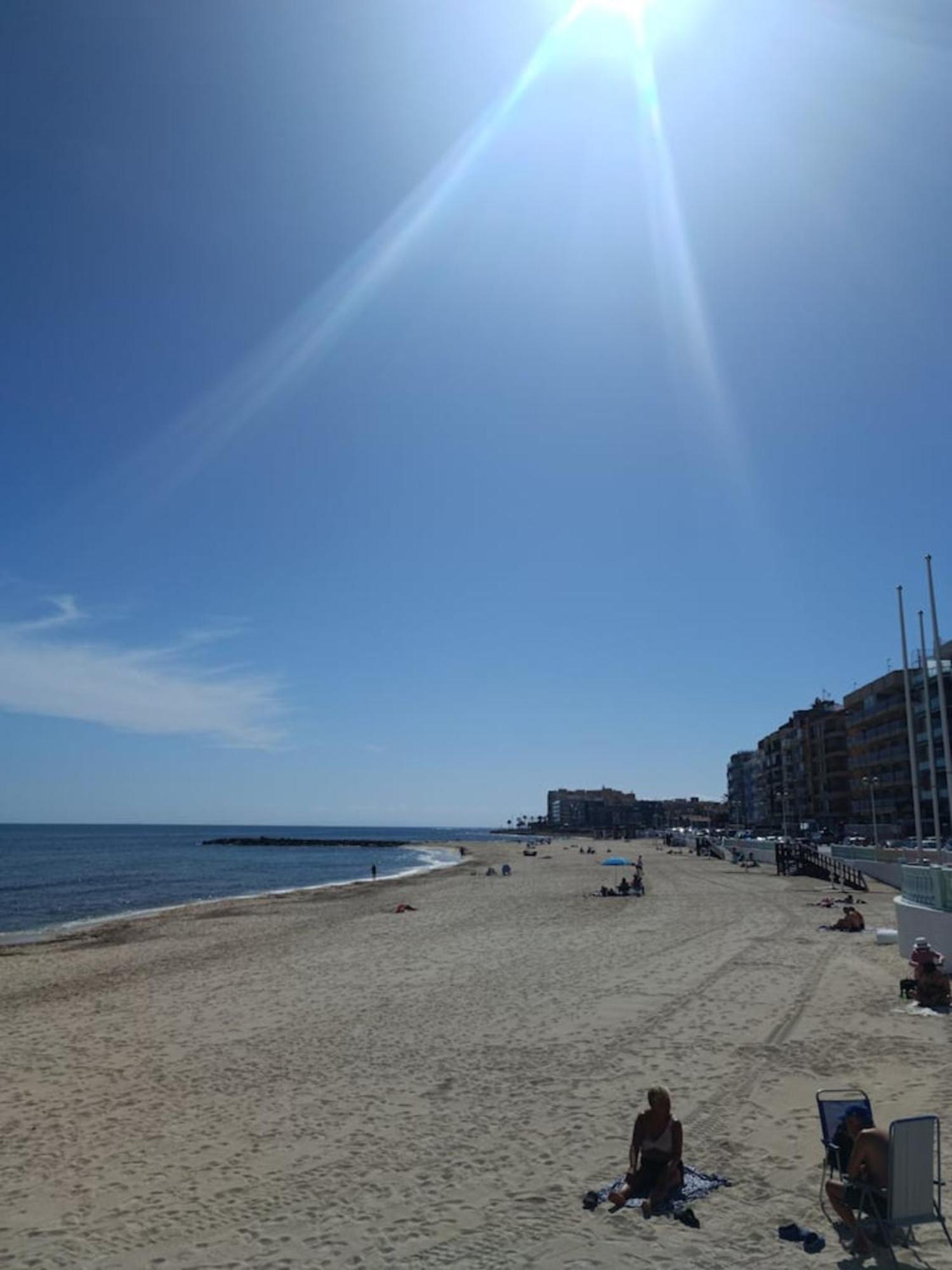 Pmt16 - Large City Apartment On The Beach Торевиеха Екстериор снимка